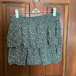 American Eagle | Two Tier layer skirt Size L